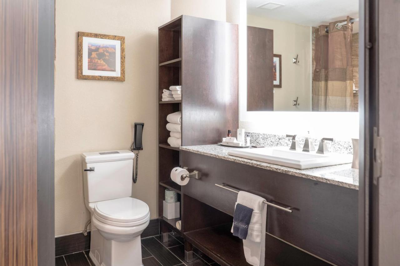 The Grand Hotel At The Grand Canyon Tusayan Ngoại thất bức ảnh Bathroom